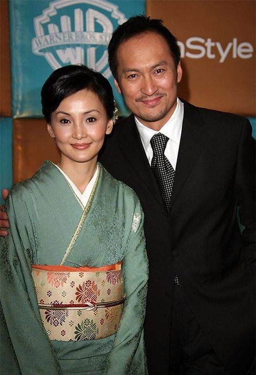 Watanabe Ken và vợ Minami Kaho Watanabe Ken và vợ Minami Kaho